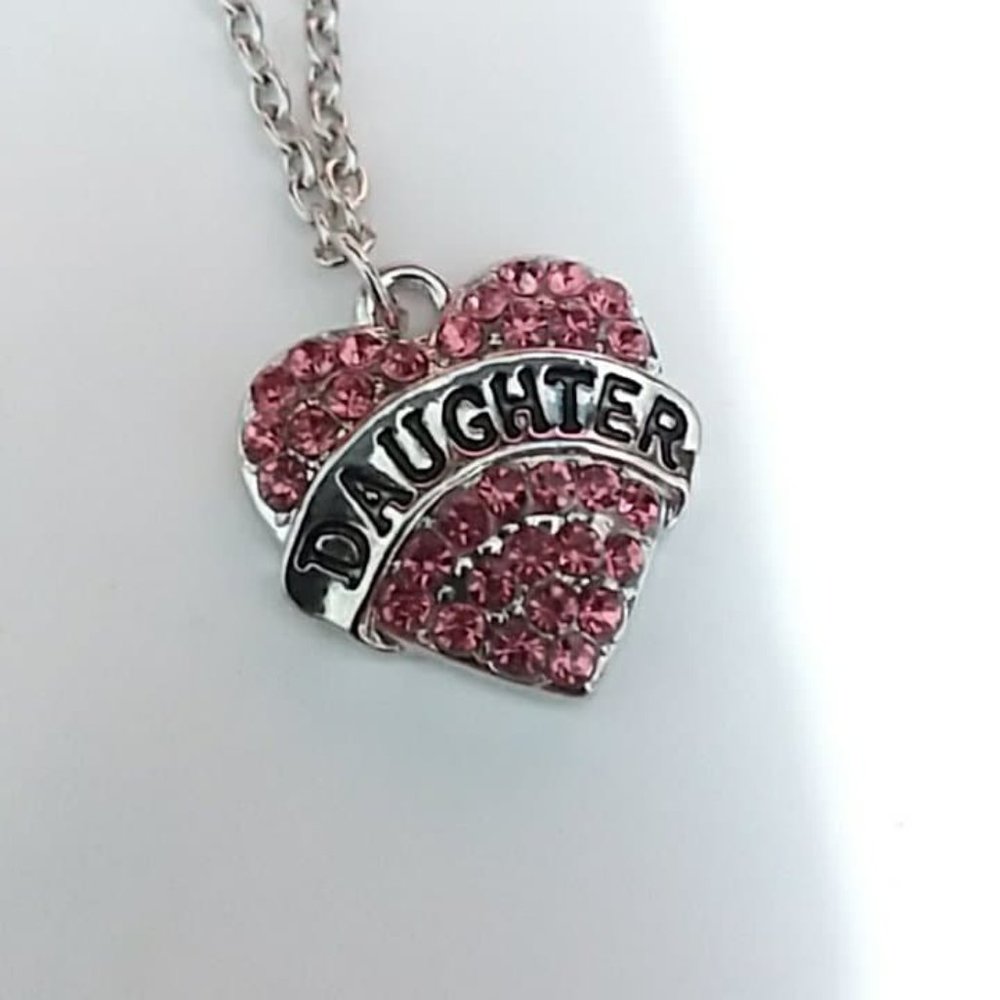 Mom & Daughter Necklace Set - Picture 4 of 5
